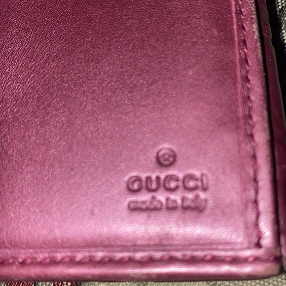 GUCCI GUCCISSIMA LEATHER HEART LONG WALLET PRETTY PRELOVED - Picture 9 of 10
